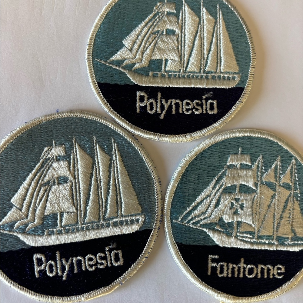Vintage sailboat patches